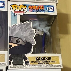 Funko Pop Naruto Shippuden Kakashi with Gray and Black